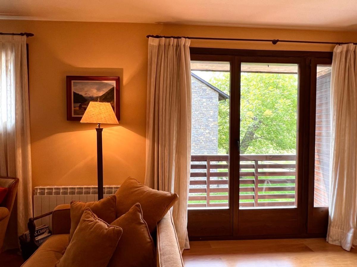 Apartament De La Vall Ferrera - L'Amfitriona 아리우 외부 사진