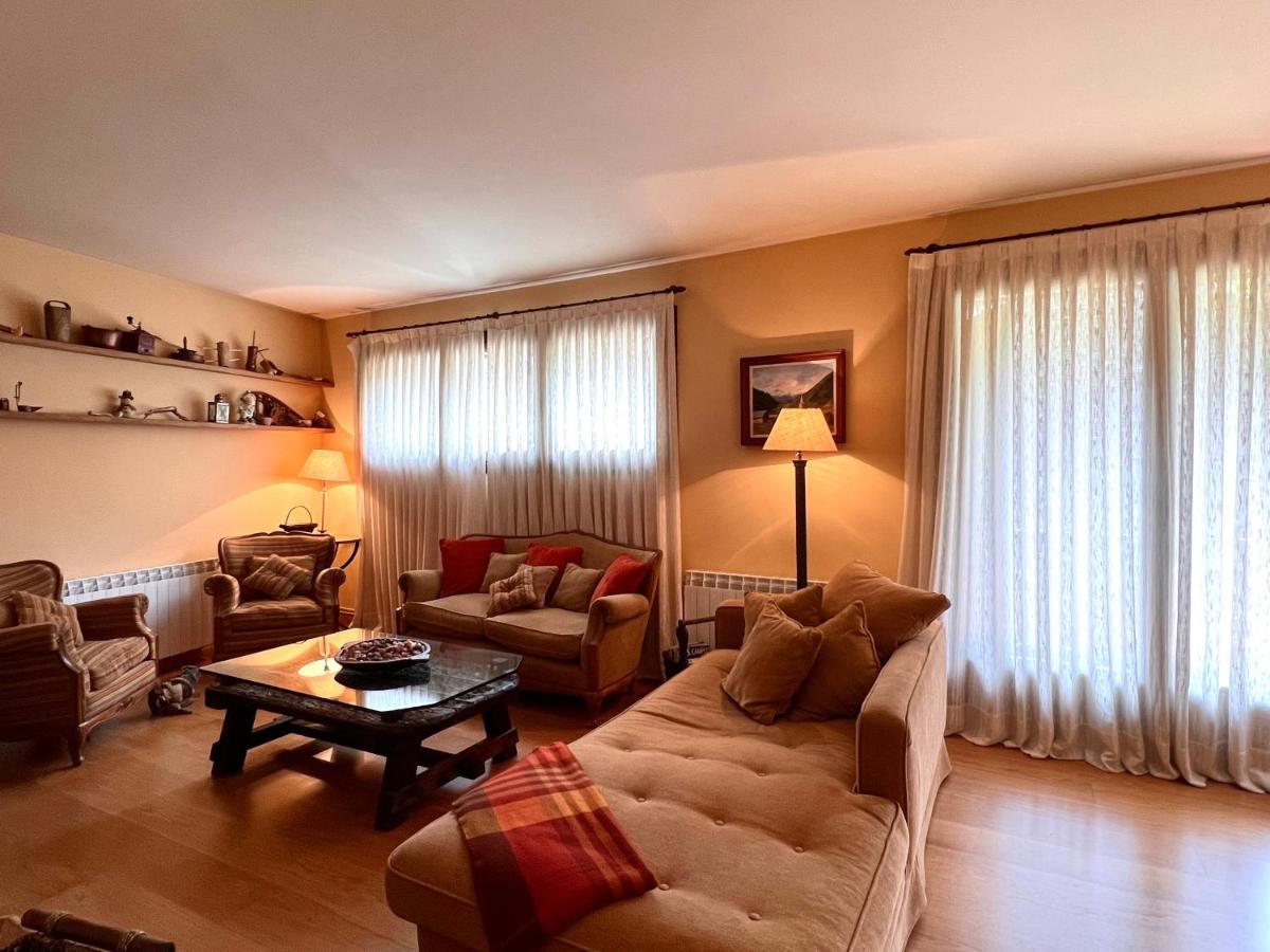 Apartament De La Vall Ferrera - L'Amfitriona 아리우 외부 사진