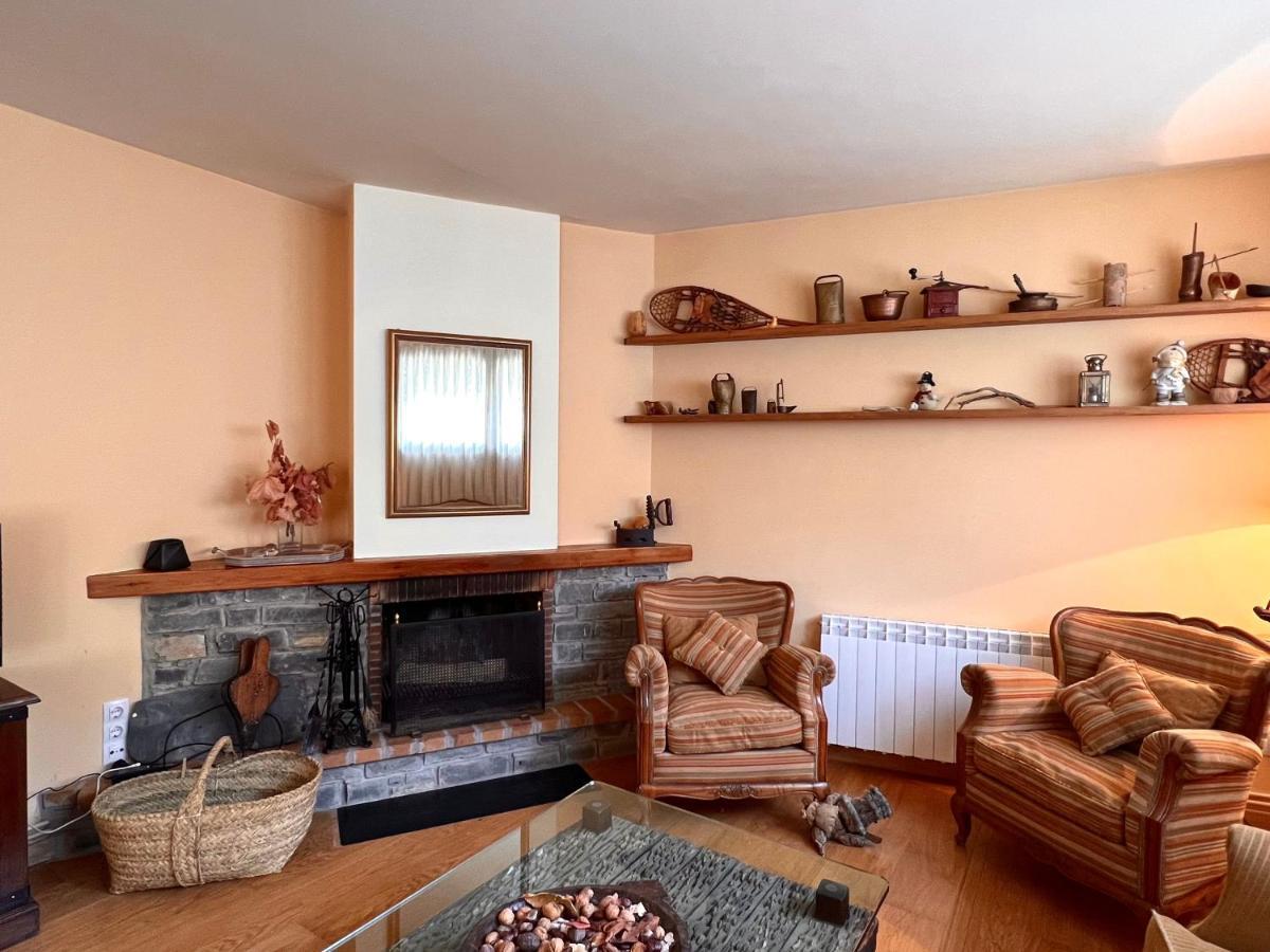 Apartament De La Vall Ferrera - L'Amfitriona 아리우 외부 사진